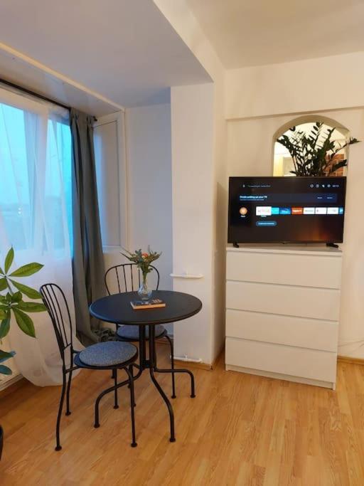 בוקרשט Sweet Dreams Suites Cismigiu Studio מראה חיצוני תמונה